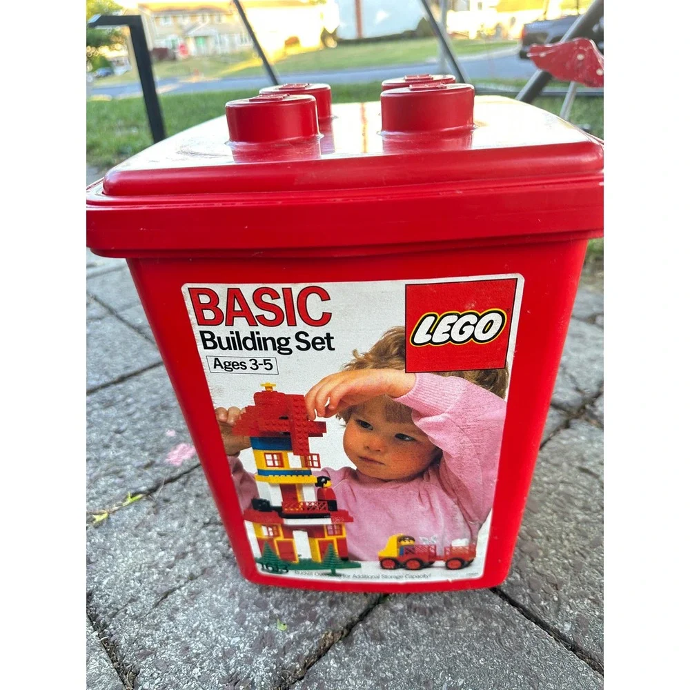 Vintage 1987 LEGO Basic Building Set 1613 Red‎ Storage Bucket 359 Pieces Retro